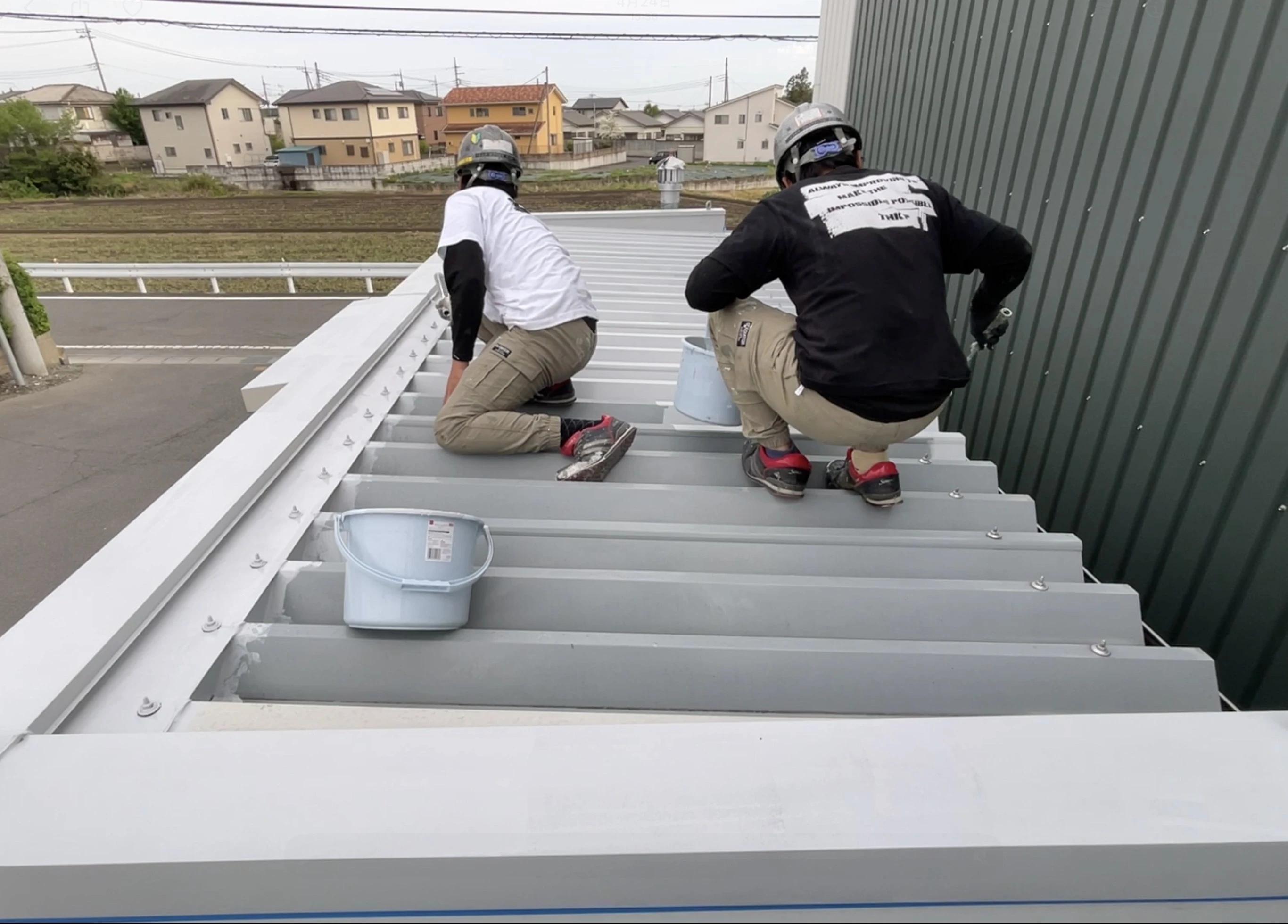 倉庫に最適な遮熱屋根で危険物管理も万全に！